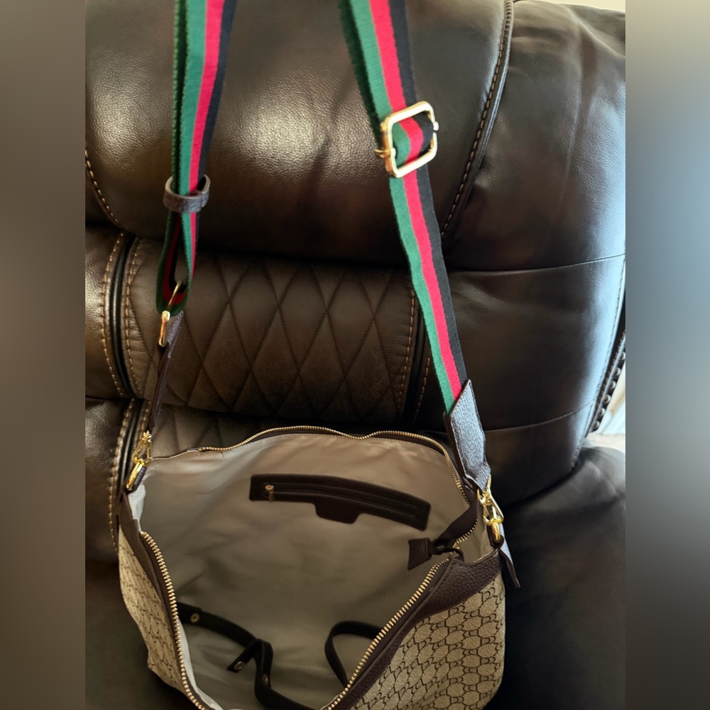 Designer Brown and Green Patterned Shoulder Bag - New - Picture 7 of 9